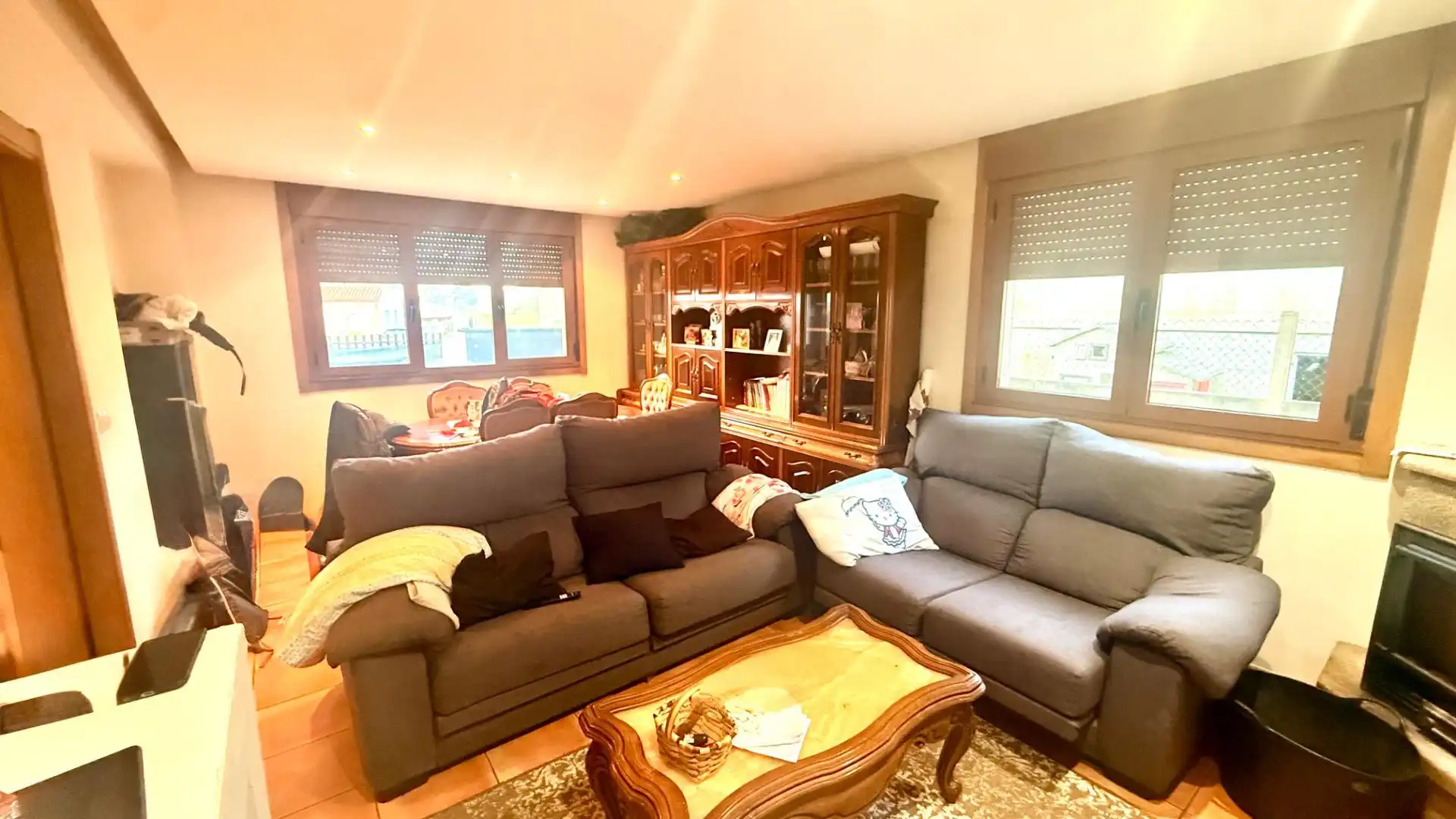 Sala de estar de Casa o chalet en venta en Lalín con Calefacción, Jardín privado y Terraza