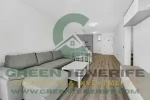 Wohnung zum Verkauf in Adeje mit Terrasse, Schwimmbad und Möbliert