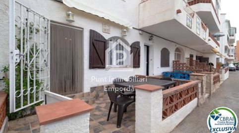 Foto 3 de Apartamento en venta en Calle Poblat Típic, Salins - Cavall de Mar, Empuriabrava