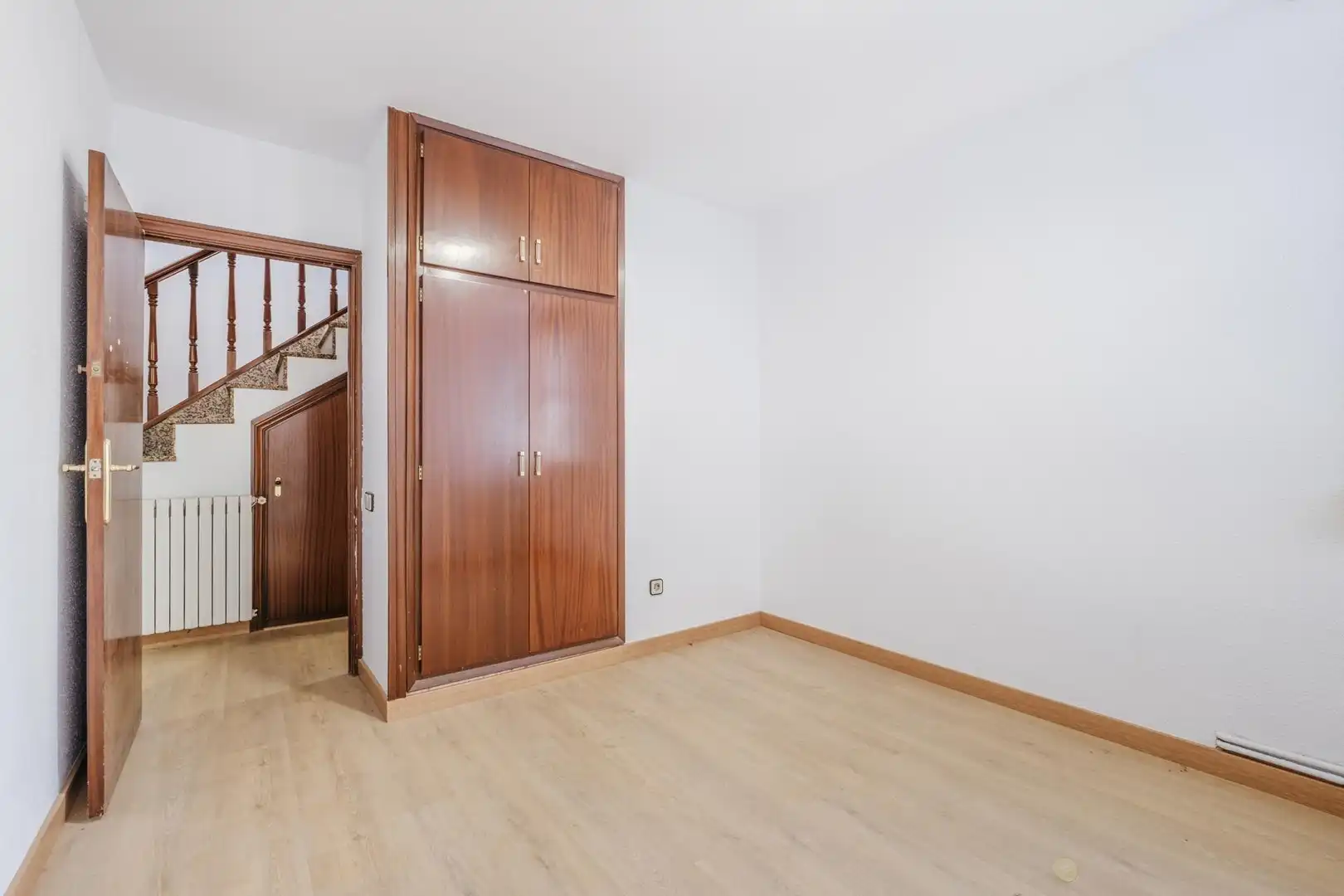 Bedroom of Houses for sale in Terrassa  with Air Conditioner, Heating and Private garden