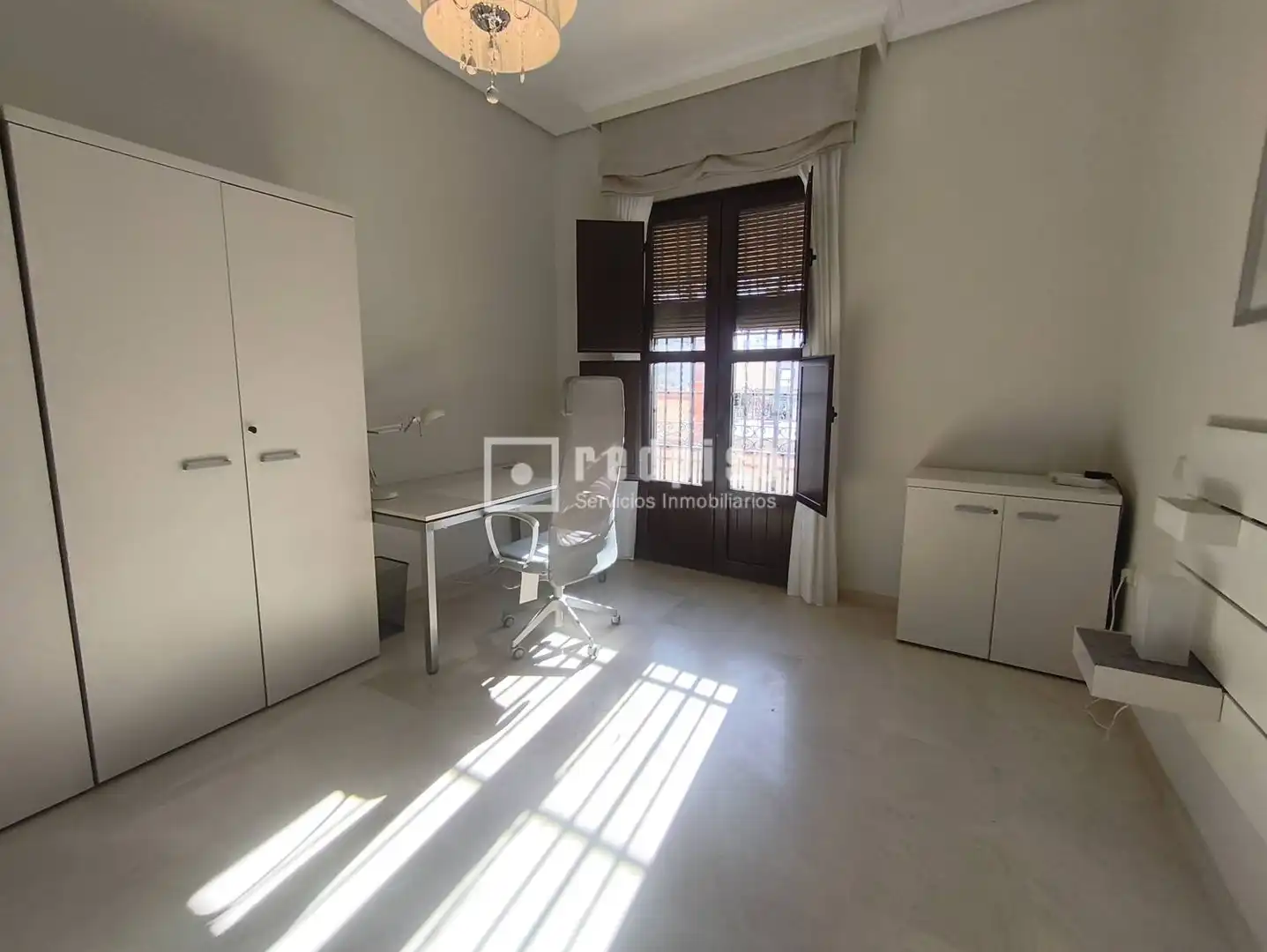 Habitación de Piso de alquiler en Sevilla con Aire acondicionado, Terraza y Amueblado