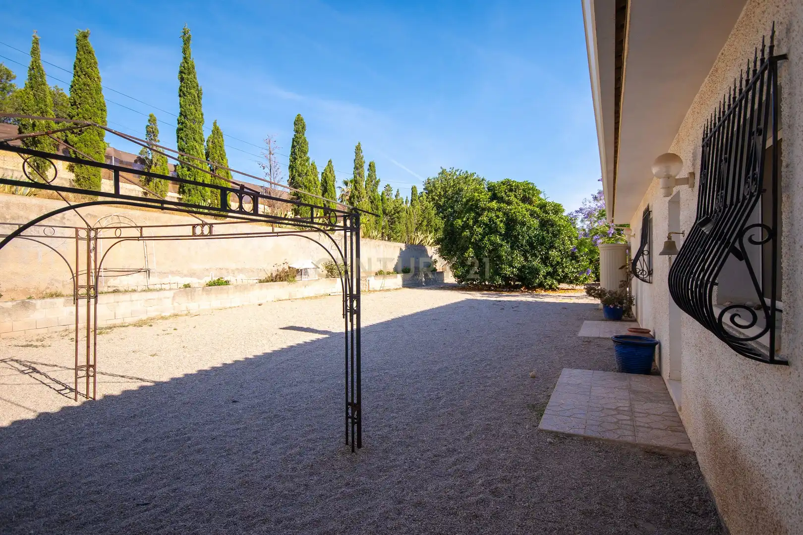 Terraza de Casa o chalet en venta en Alicante / Alacant con Jardín privado, Trastero y Piscina