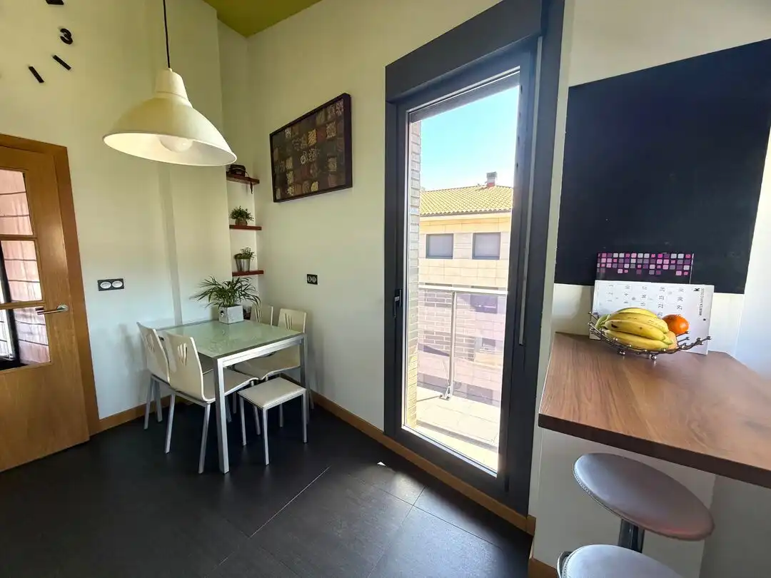 Terraza de Dúplex en venta en Astigarraga con Calefacción y Terraza