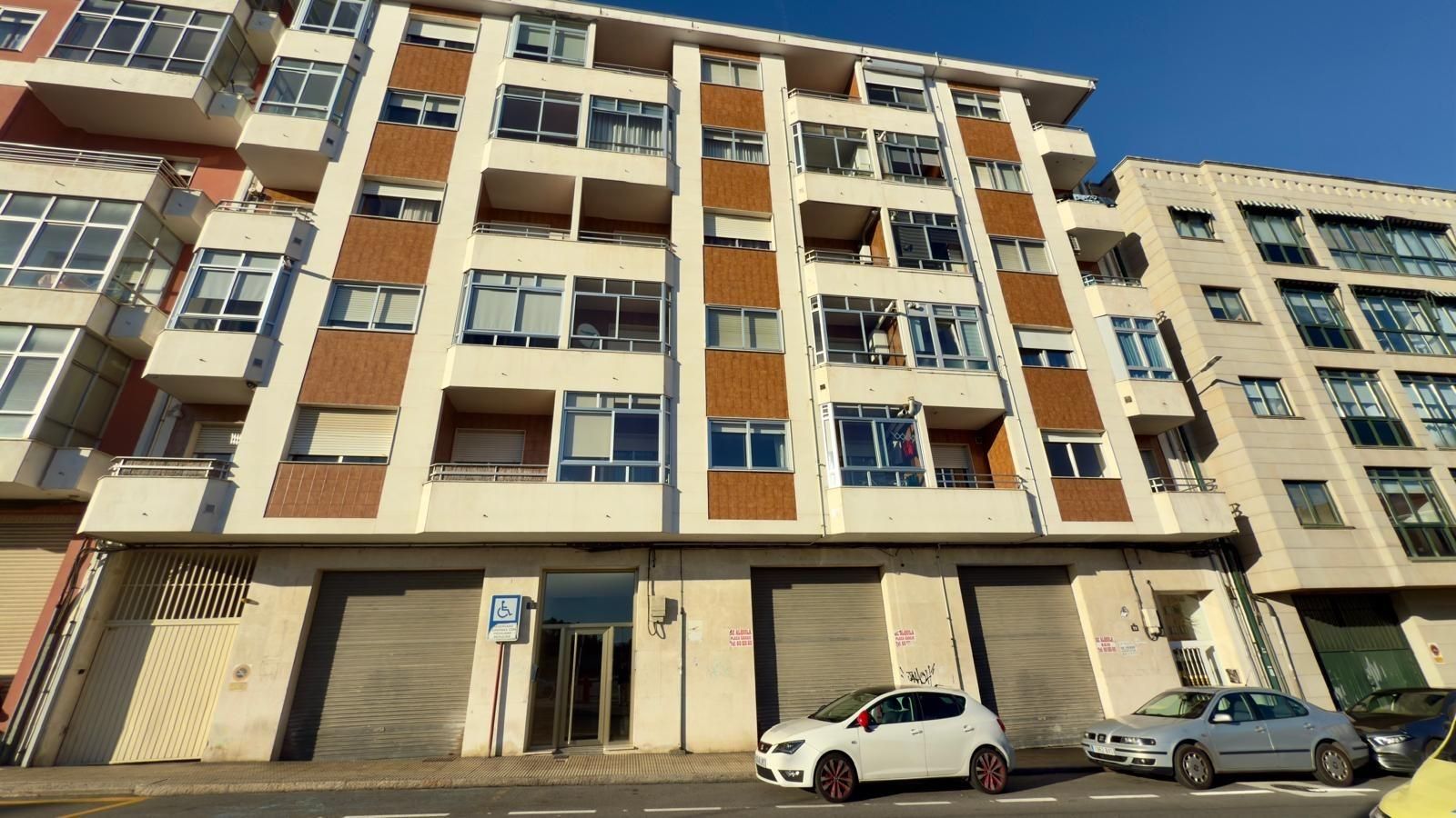 Exterior view of Flat for sale in Ourense Capital   with Heating and Balcony