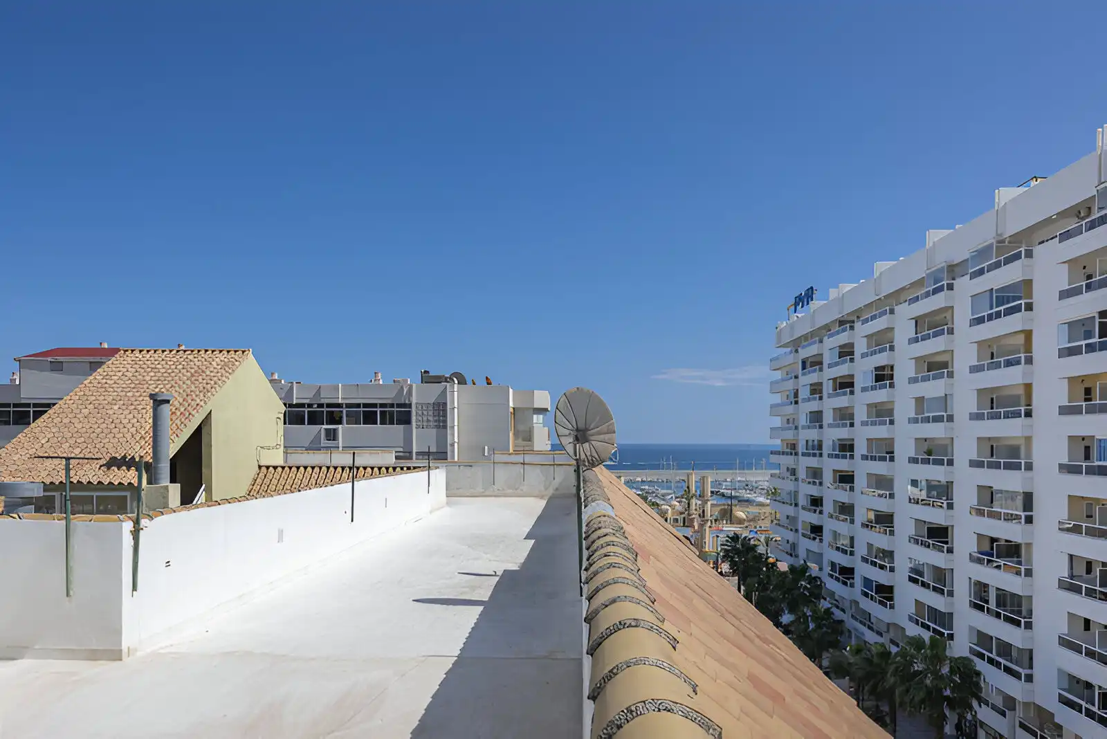 Ático con ascensor en venta en Puerto Deportivo, imagen 30
