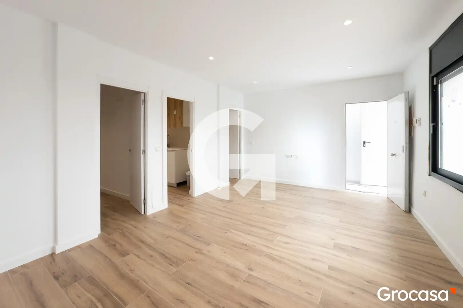 Flat for sale in Sant Vicenç Dels Horts  with Air Conditioner, Heating and Terrace