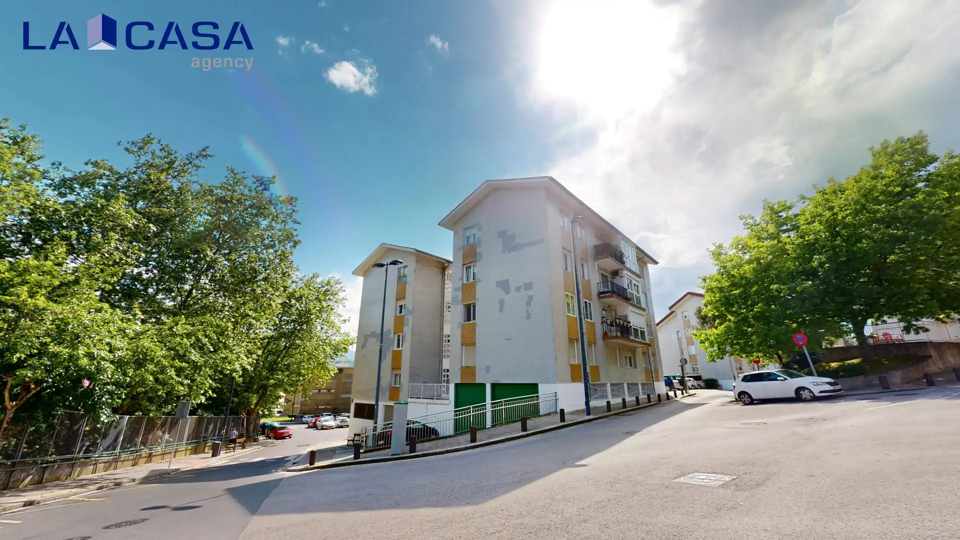 Vista exterior de Piso en venta en Bilbao  con Balcón