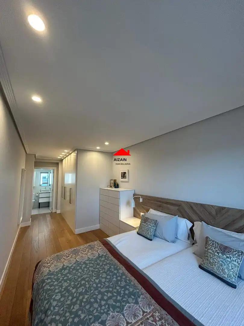 Bedroom of Flat for sale in Bilbao   with Heating and Storage room