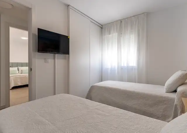 Dormitori de Casa o xalet en venda en Zahara de los Atunes amb Aire condicionat, Jardí privat i Terrassa