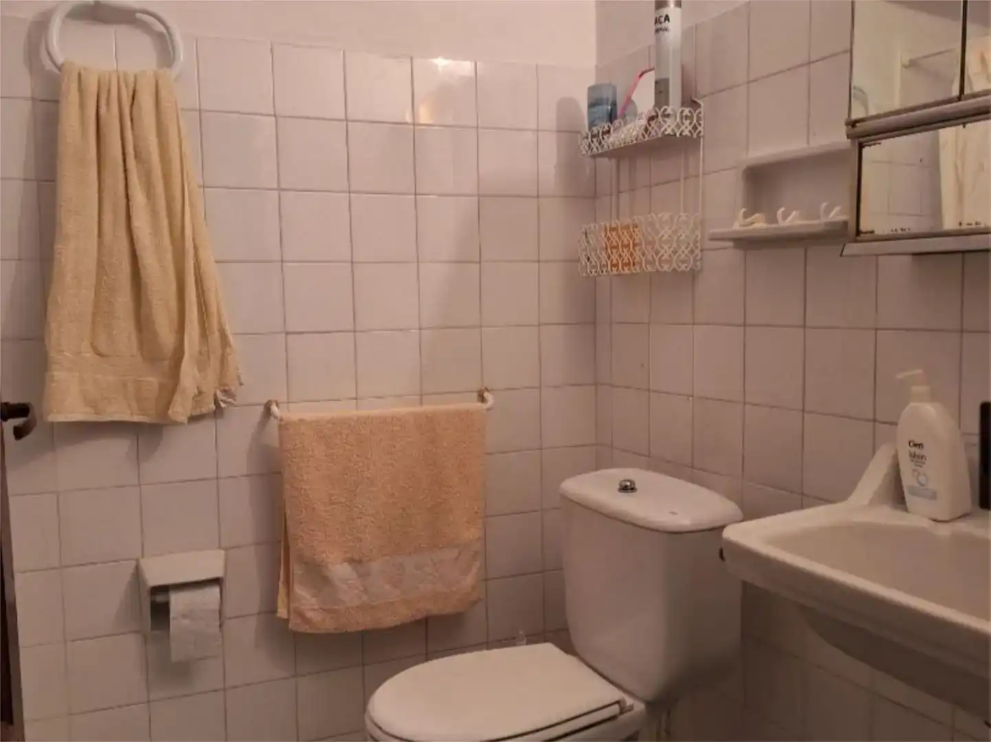 Bany de Pis en venda en Molinos amb Moblat i Balcó