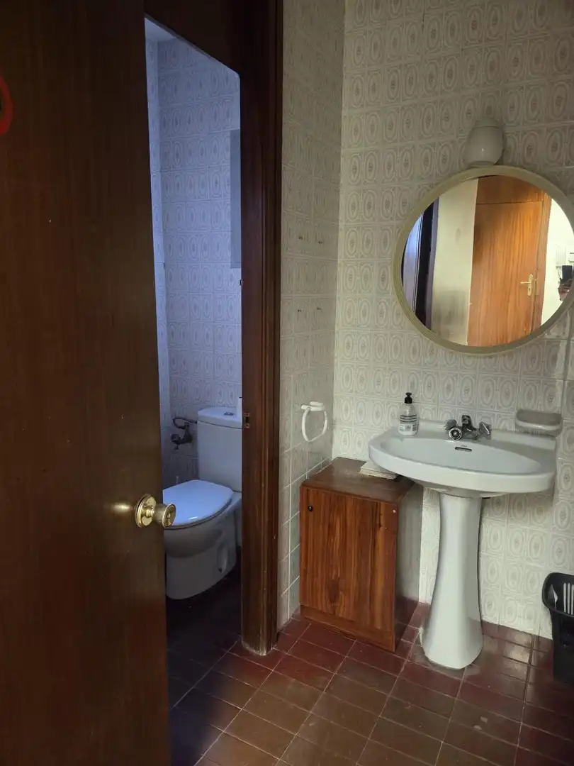 Baño de Oficina de alquiler en Valencia con Aire acondicionado