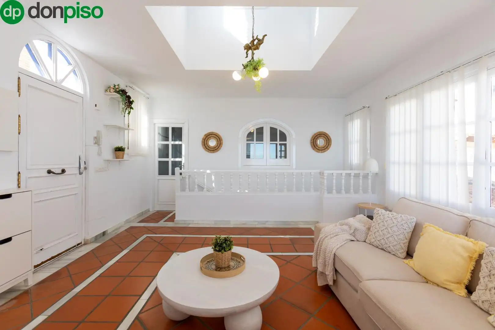 Living room of Houses for sale in Almuñécar  with Air Conditioner, Heating and Private garden
