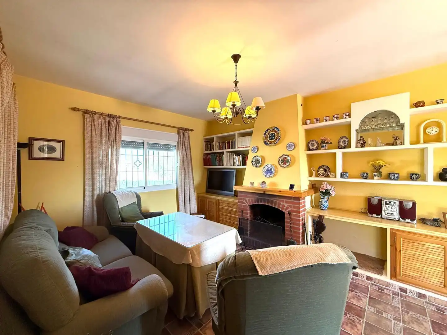 Sala d'estar de Casa o xalet en venda en El Puerto de Santa María amb Piscina