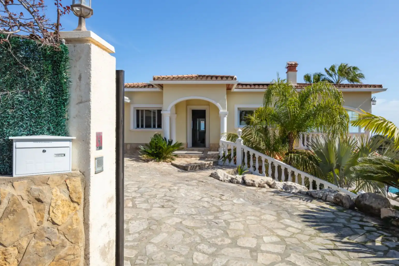 Exterior view of Houses for sale in Jávea / Xàbia  with Air Conditioner, Heating and Private garden