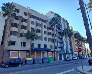 Vista exterior de Edifici en venda en Alzira