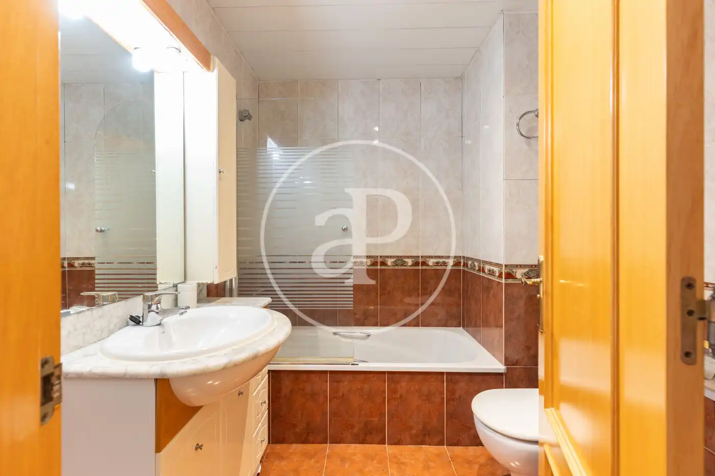 Baño de Piso en venta en Cerdanyola del Vallès con Aire acondicionado, Calefacción y Terraza