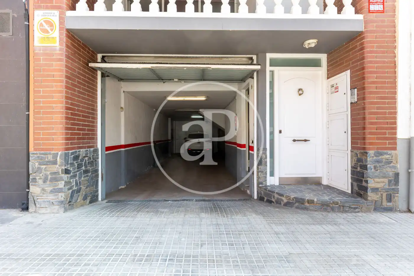Casa adosada en venda a Carrer de la Circumval lació Baixa, Centre - Cordelles