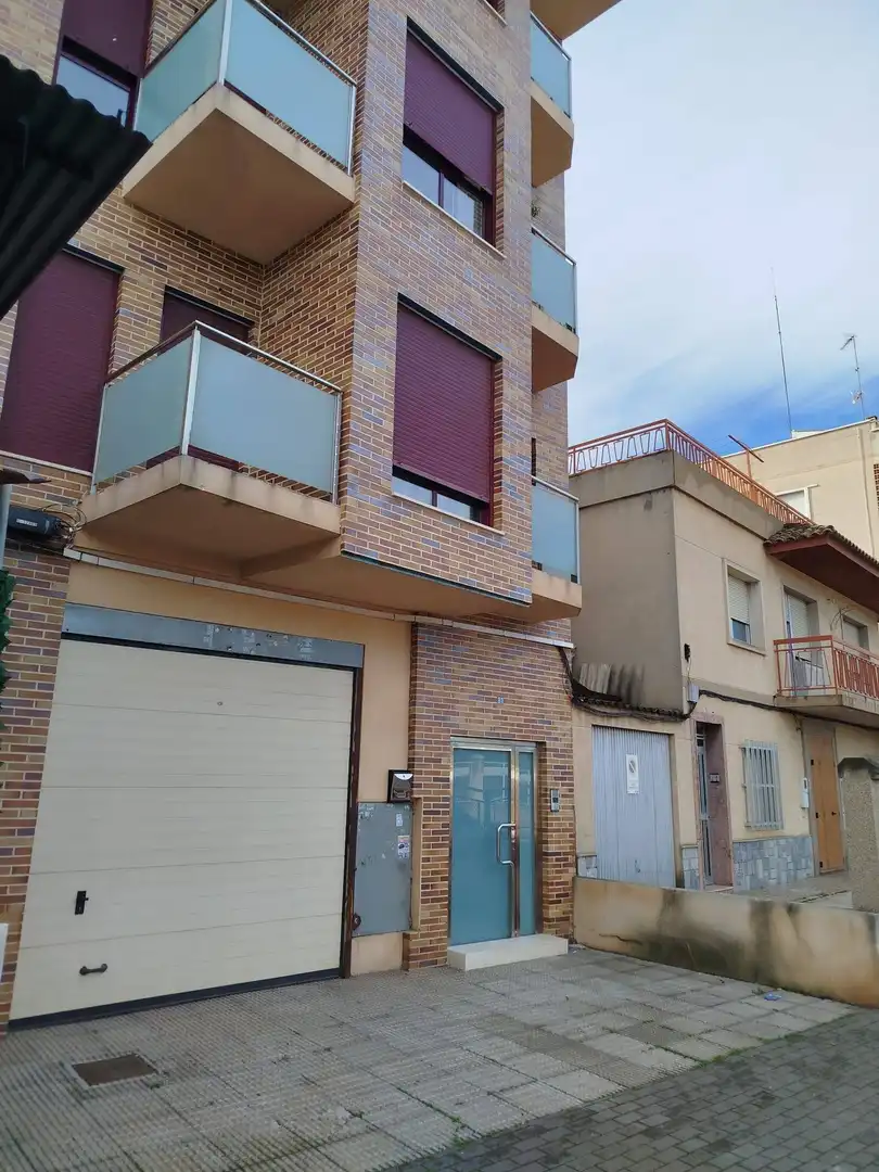 Vista exterior de Local en venta en Murcia