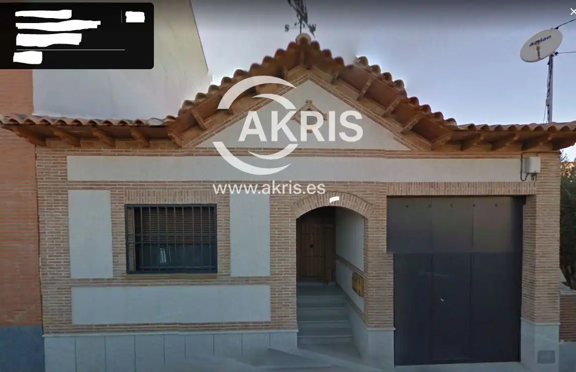 Chalet en venta en Calle Alfonsa Albo