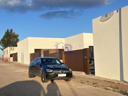 Exterior view of House or chalet for sale in Villar de Olalla  with Heating, Terrace and Swimming Pool