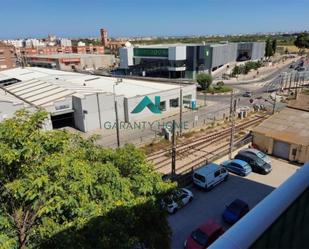 Vista exterior de Pis de lloguer en Moncada amb Aire condicionat, Terrassa i Balcó