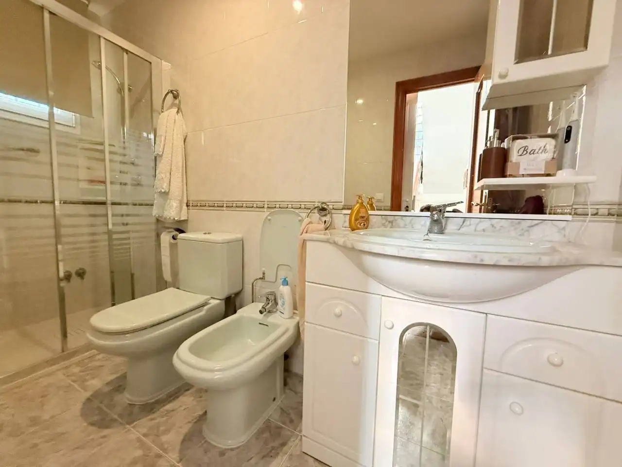 Bany de Casa o xalet en venda en Riells i Viabrea amb Aire condicionat, Calefacció i Jardí privat