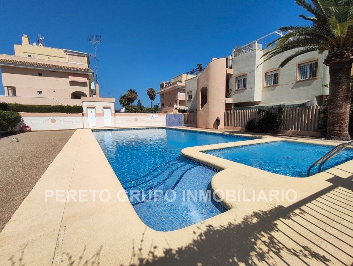 Swimming pool of Apartment for sale in Dénia  with Air Conditioner, Heating and Private garden
