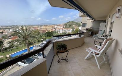 Vista exterior de Apartament en venda en Fuengirola amb Moblat i Piscina comunitària