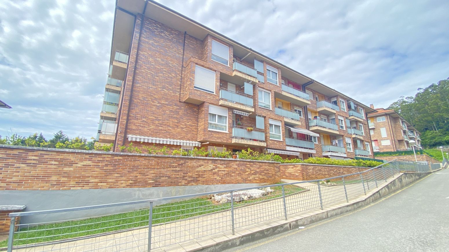 Exterior view of Flat for sale in Entrambasaguas  with Heating, Private garden and Terrace