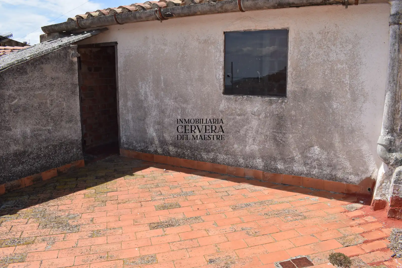 Vista exterior de Casa adosada en venta en Xert con Terraza