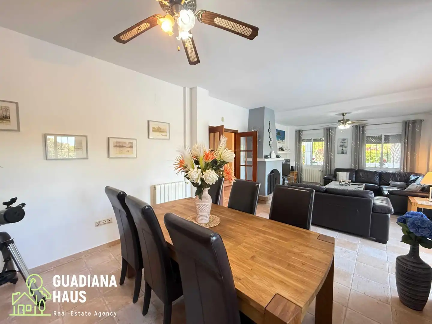 Dining room of Houses for sale in Isla Cristina  with Air Conditioner, Heating and Private garden