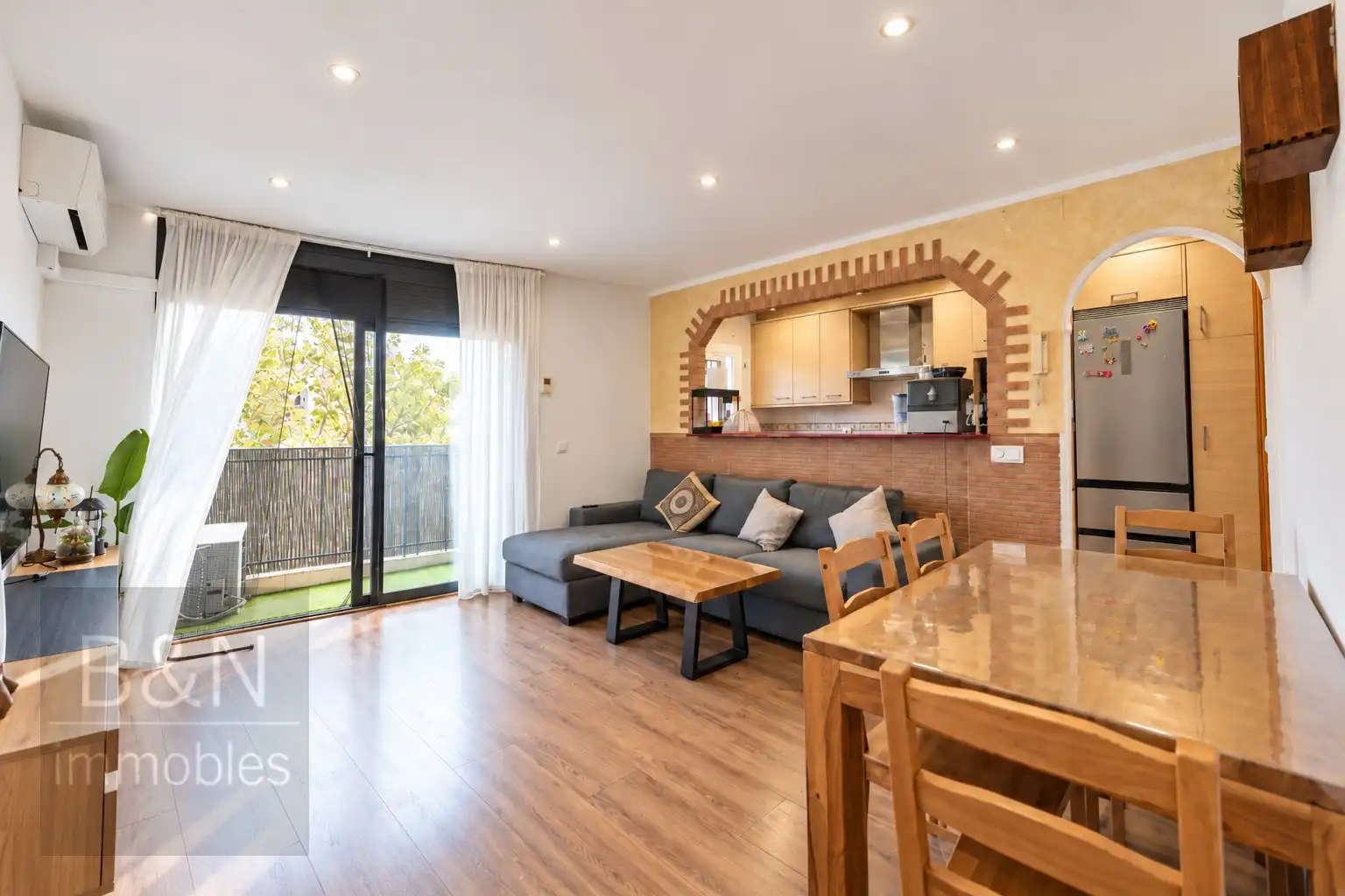 Flat with terrace for sale in Cerdanyola, imagen 7