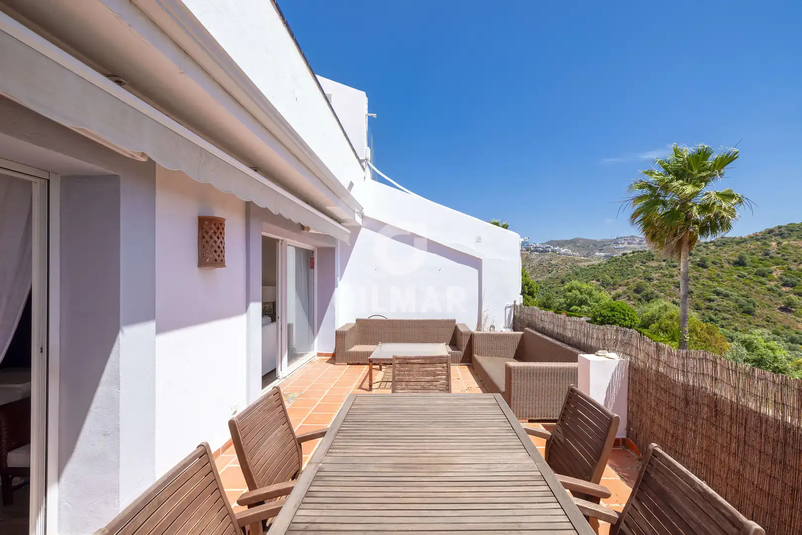 Terrace of Apartments for sale in Benahavís  with Heating, Swimming Pool and Balcony