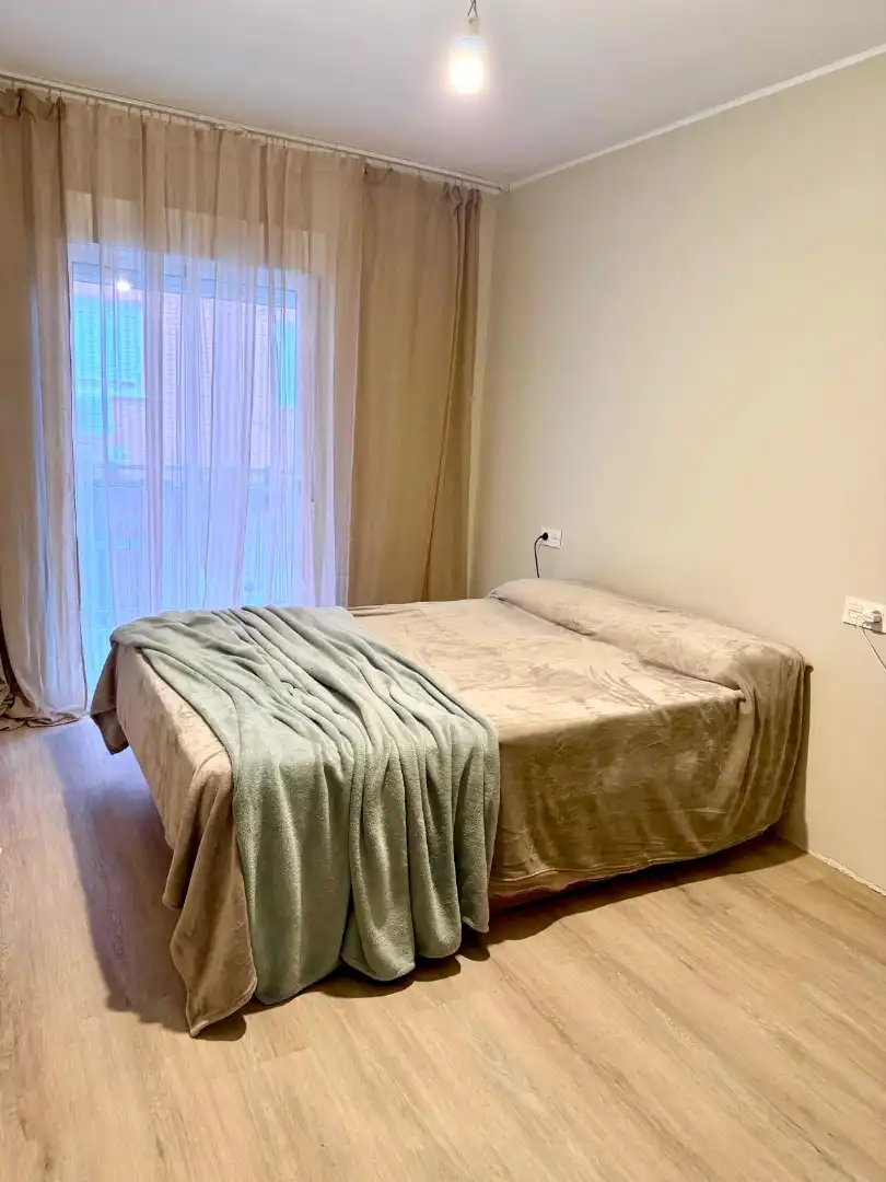 Schlafzimmer von Wohnung zum Verkauf in Manises mit Klimaanlage, Terrasse und Balkon
