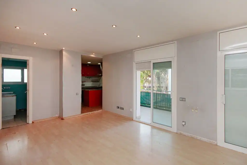 Piso en venta en Castelldefels con Piscina