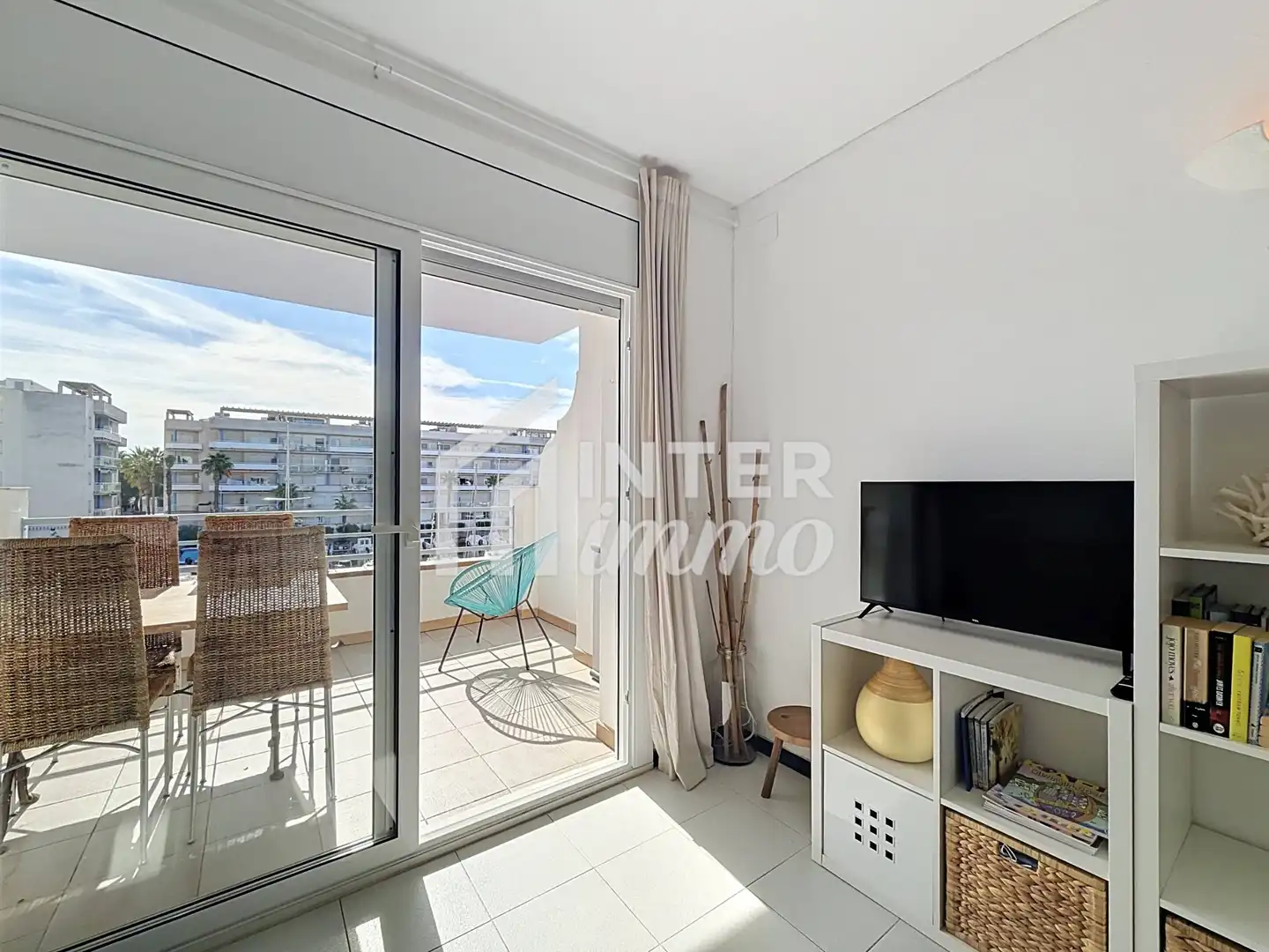Bedroom of Apartments for sale in Santa Margarita
