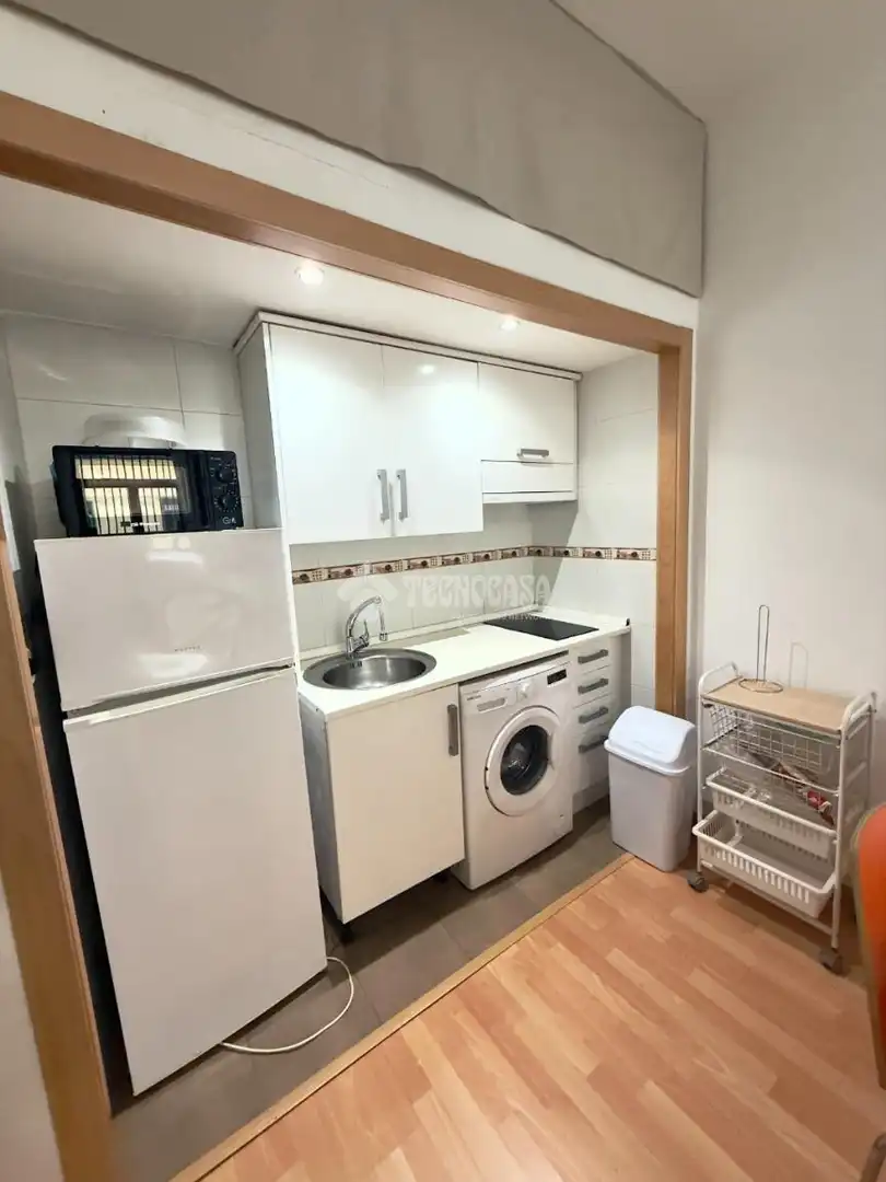 Cocina de Estudio de alquiler en Madrid