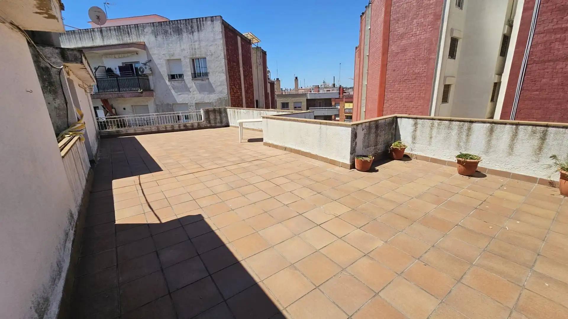 Terraza de Piso en venta en Pineda de Mar con Calefacción, Terraza y Balcón