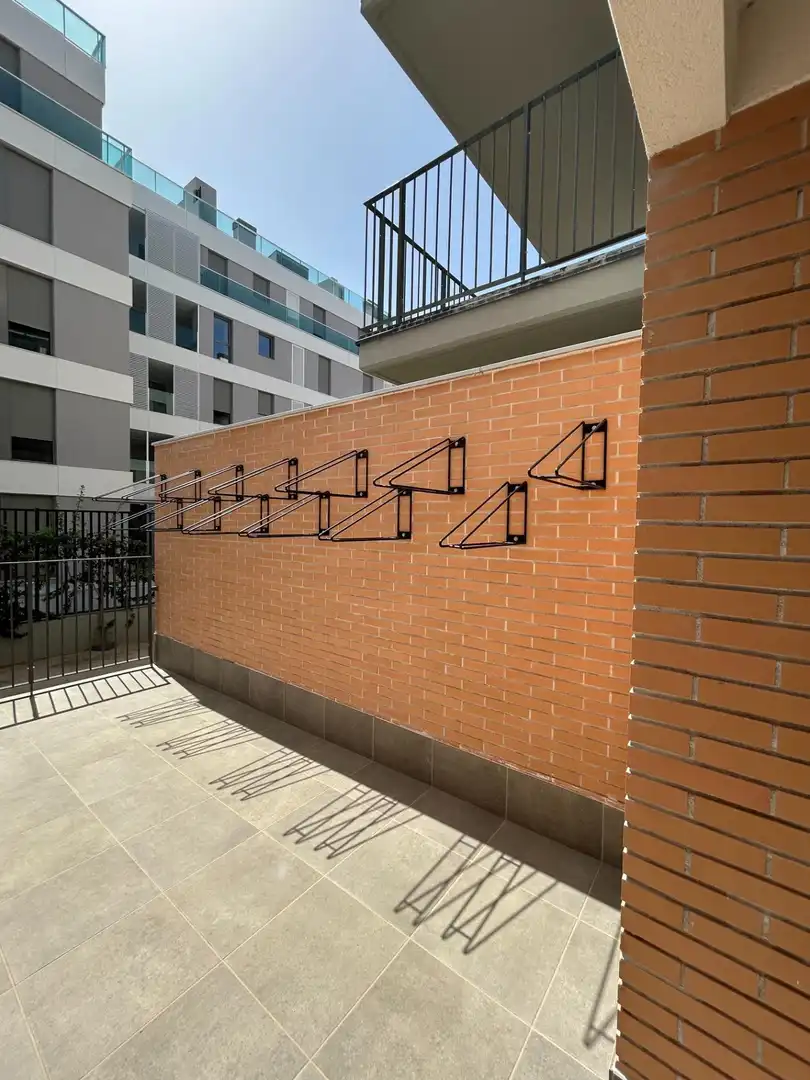 Parking de Apartamento de alquiler en Dénia con Aire acondicionado, Jardín privado y Terraza