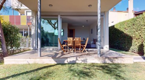 Foto 2 de Casa adosada en venta en Carrer Dels Masets, Bonmont Terres Noves, Mont-roig del Camp