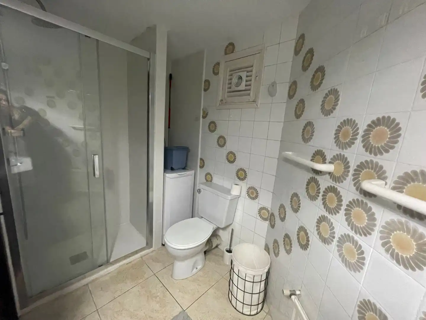 Baño de Apartamento de alquiler en Altea con Calefacción, Terraza y Amueblado