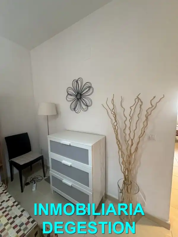 Bedroom of Flat for sale in Linares  with Air Conditioner, Heating and Furnished