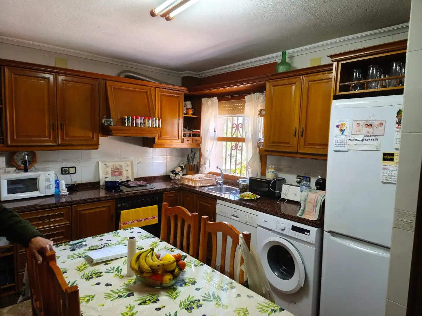 Kitchen of Houses for sale in San Vicente del Raspeig / Sant Vicent del Raspeig  with Air Conditioner, Private garden and Swimming Pool