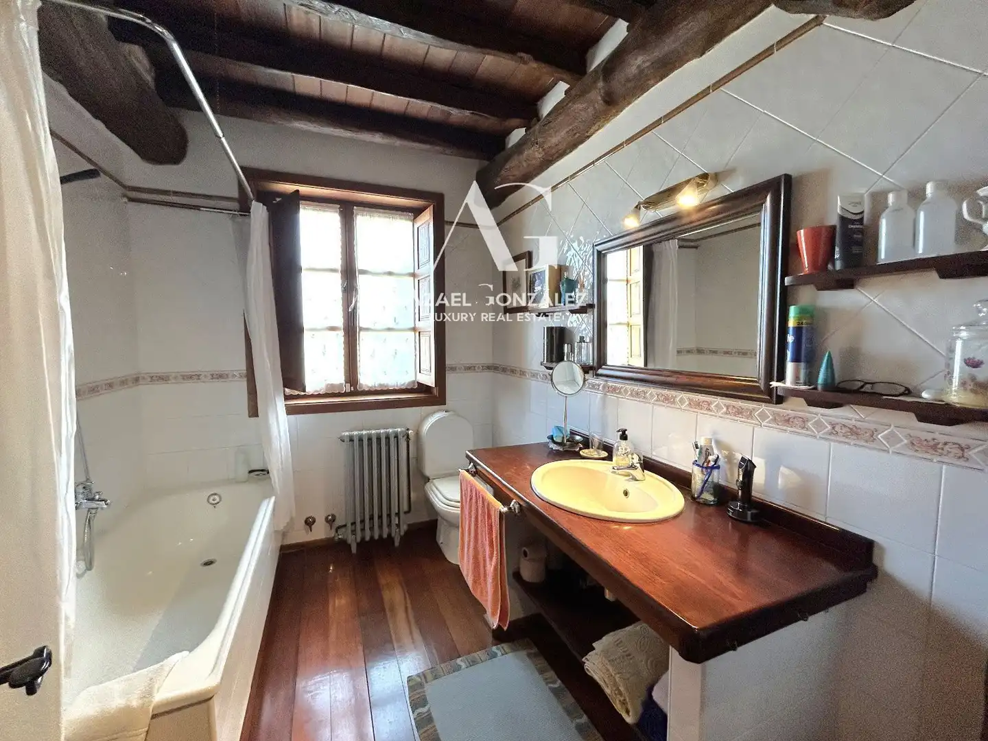 Baño de Casa o chalet en venta en Camargo con Calefacción, Terraza y Amueblado