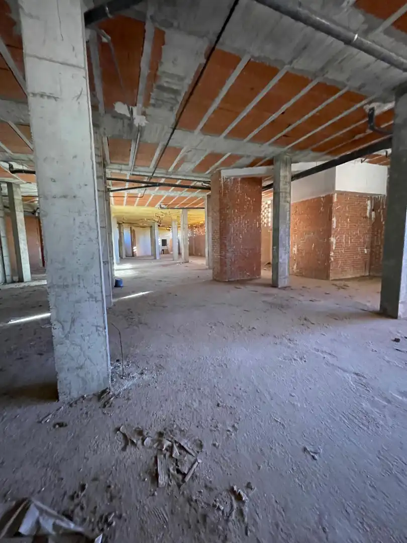 Commercial properties for sale in Parla