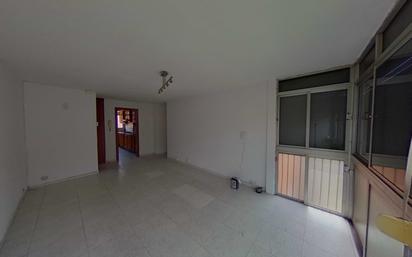 Living room of Flat for sale in Santa Perpètua de Mogoda