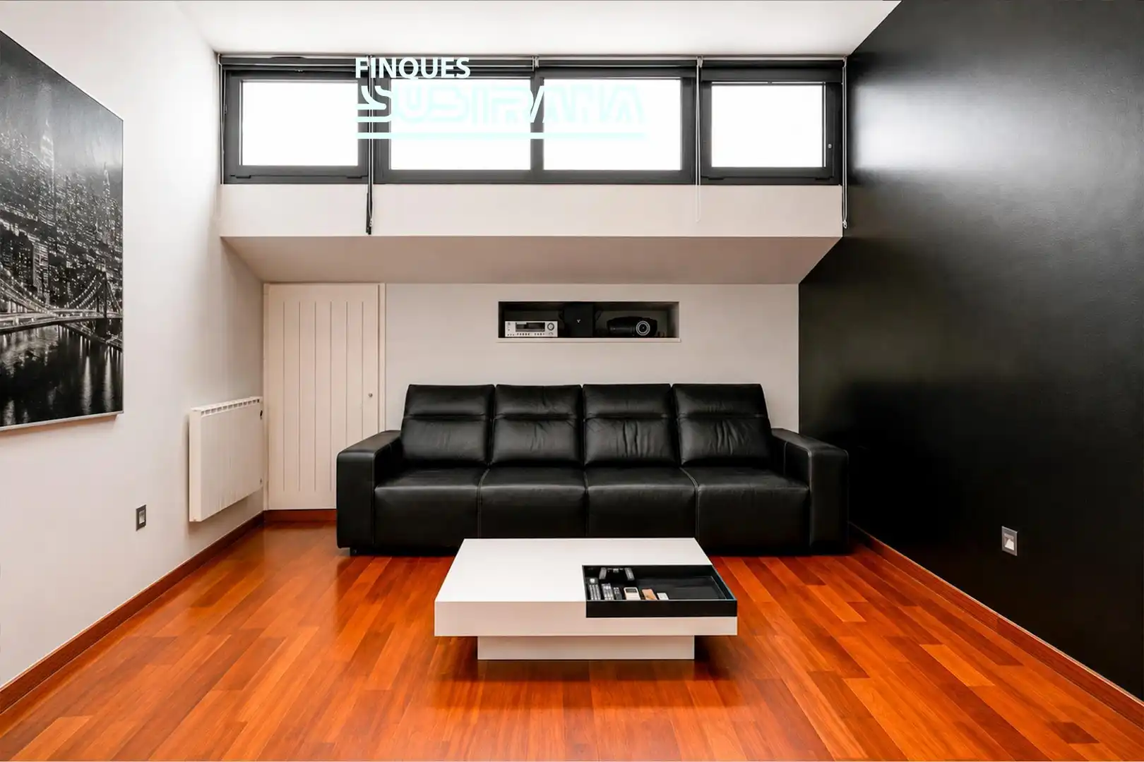 Sala de estar de Casa o chalet en venta en Vilanova del Camí con Aire acondicionado, Calefacción y Jardín privado