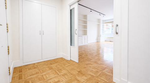 Photo 3 of Flat to rent in De la Habana, 5, El Viso,  Madrid Capital