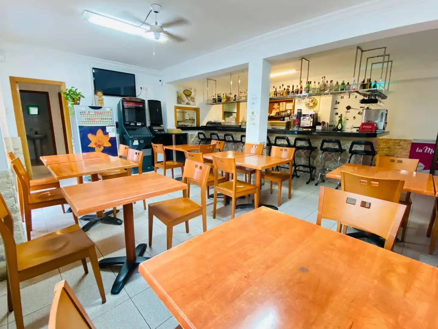 Local comercial en traspaso en Calle BINIALI 1, imagen 3