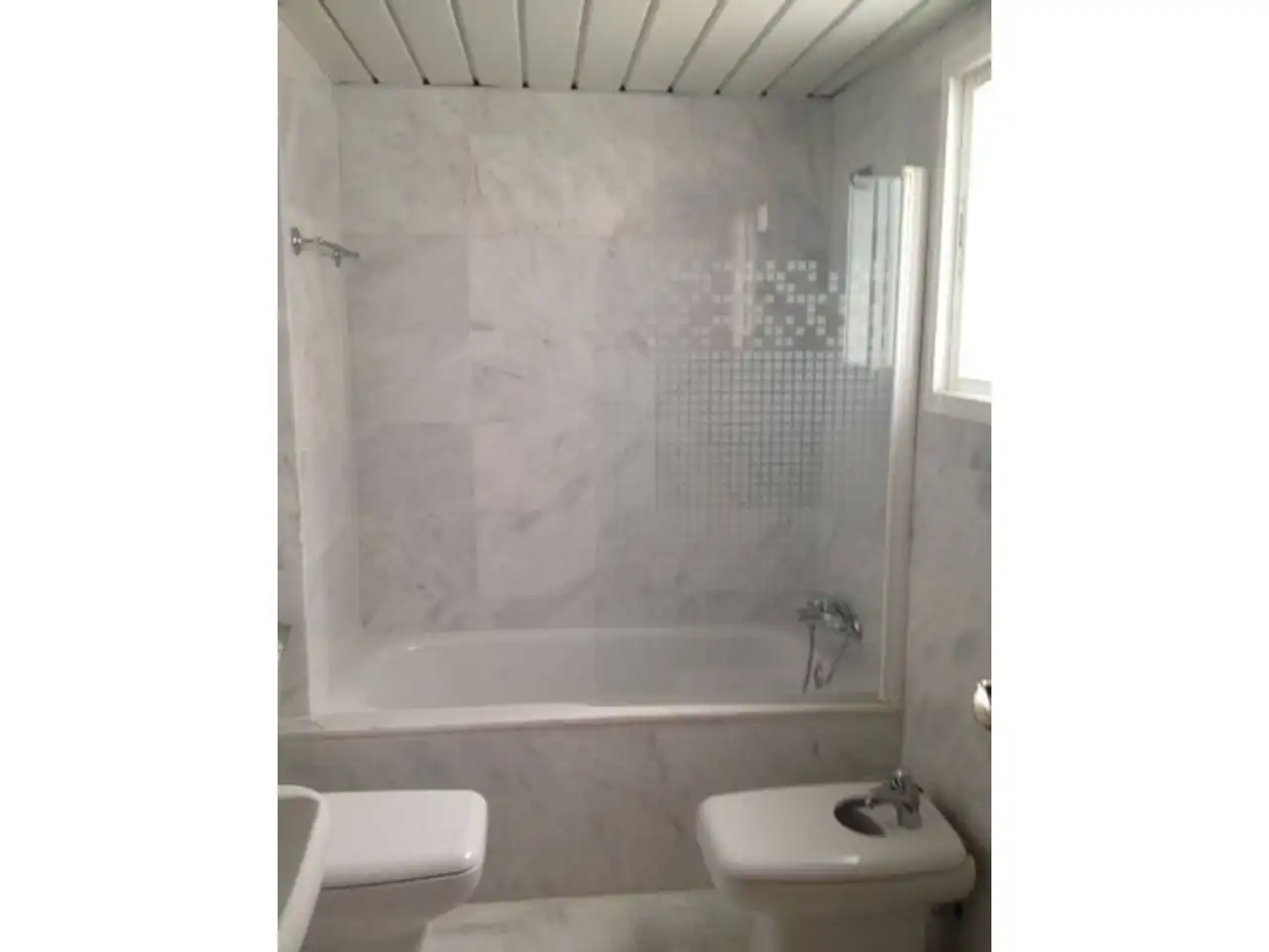 Bathroom of Flat for sale in Isla Cristina  with Air Conditioner, Terrace and Storage room